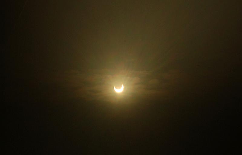 2011-01-04, Sonnenfinsternis (1).JPG